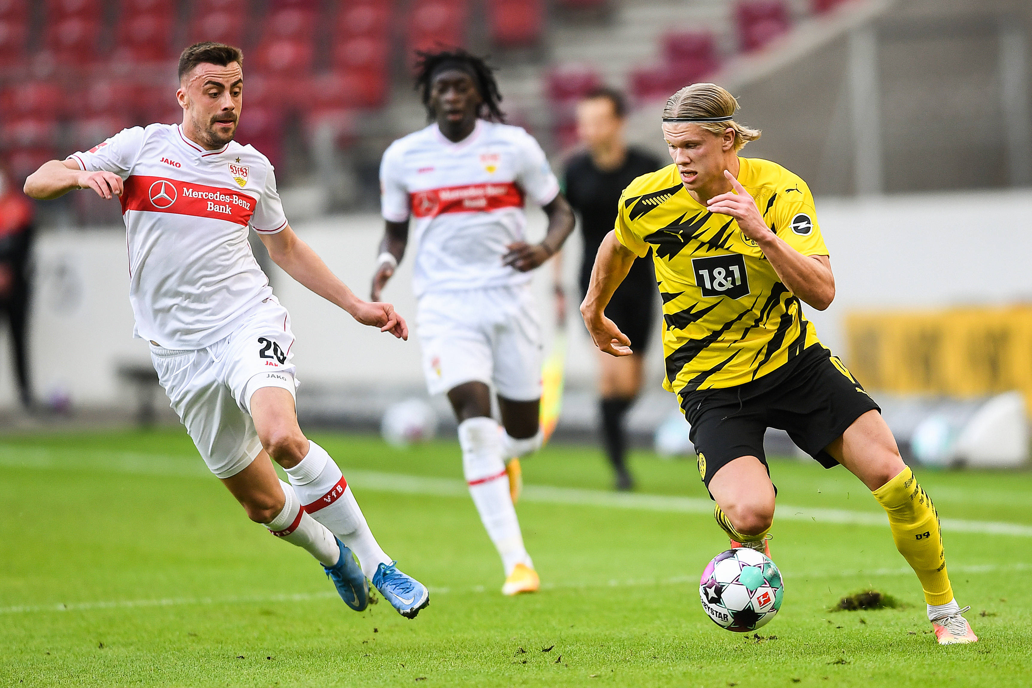 微纳中心2023年终总结大会